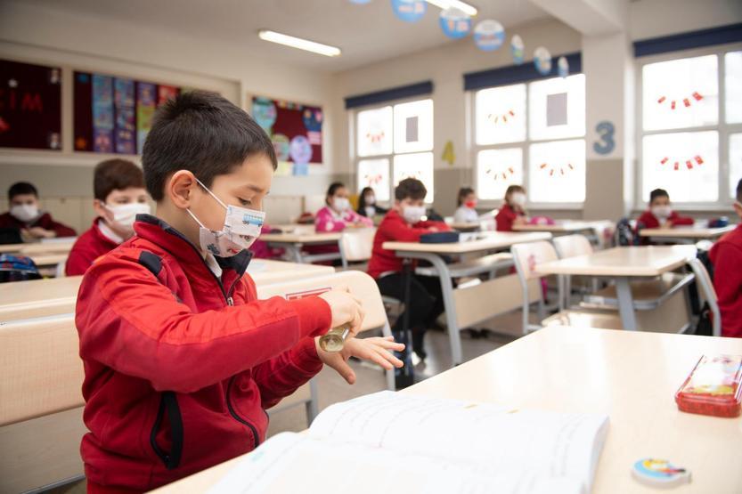 Okullar 6 Eylül’de açılır mı Bakandan yüz yüze eğitim açıklaması
