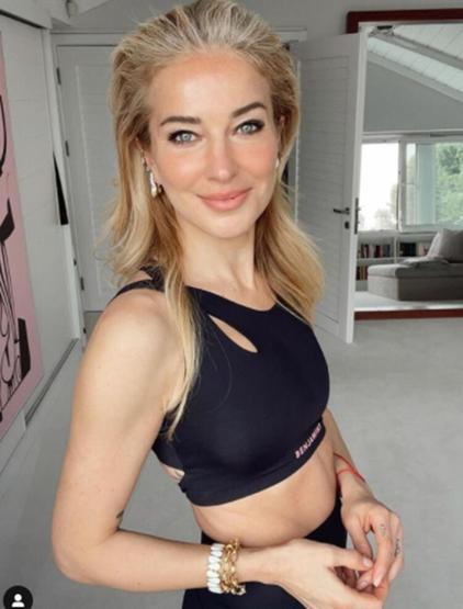Burcu Esmersoy hakkında merak edilenleri anlattı