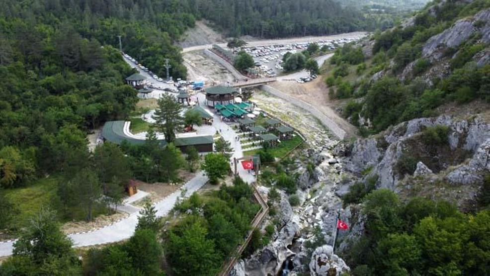 Kanyonları ve doğal güzellikleriyle ünlü Bayramda nüfusunun 20 katı ziyaretçiyi ağırladı