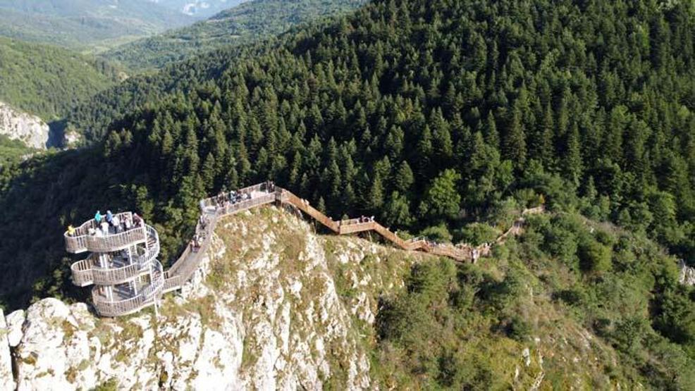 Kanyonları ve doğal güzellikleriyle ünlü Bayramda nüfusunun 20 katı ziyaretçiyi ağırladı
