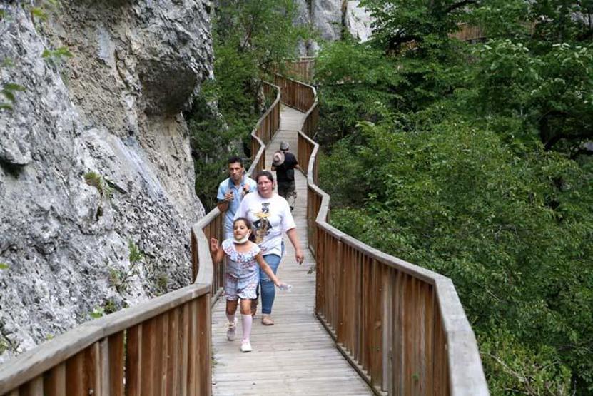 Kanyonları ve doğal güzellikleriyle ünlü Bayramda nüfusunun 20 katı ziyaretçiyi ağırladı