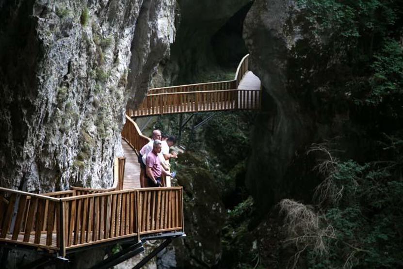 Kanyonları ve doğal güzellikleriyle ünlü Bayramda nüfusunun 20 katı ziyaretçiyi ağırladı