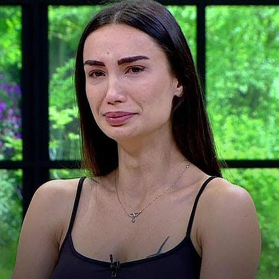 Emre Aşık- Yağmur Sarnıç arasında ipler yine gerildi: 6 ay 44 gün hapis cezası