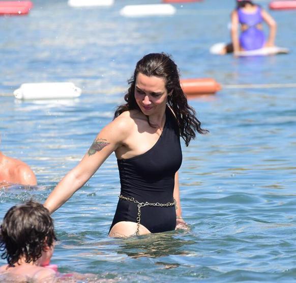 Birce Akalay ve Erdem Hamza, Bodrum tatiline çıktı