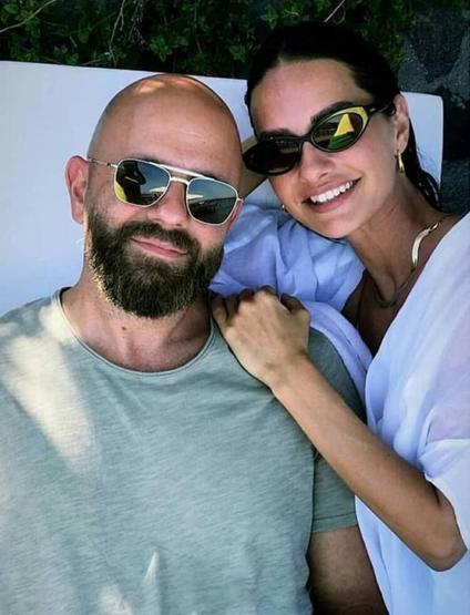 Yasemin Özilhan ve İzzet Özilhan, Türkiye turuna çıkacak