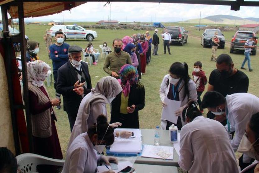 Yaylada aşı kuyruğu