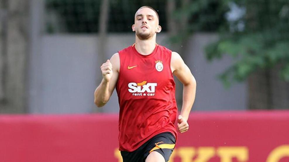 Son dakika Galatasaray transfer haberleri: Berkan Kutlu transferinde senet krizi