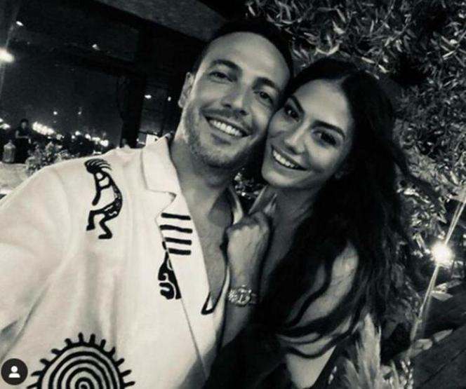 Oğuzhan Koçtan sevgilisi Demet Özdemire romantik jest