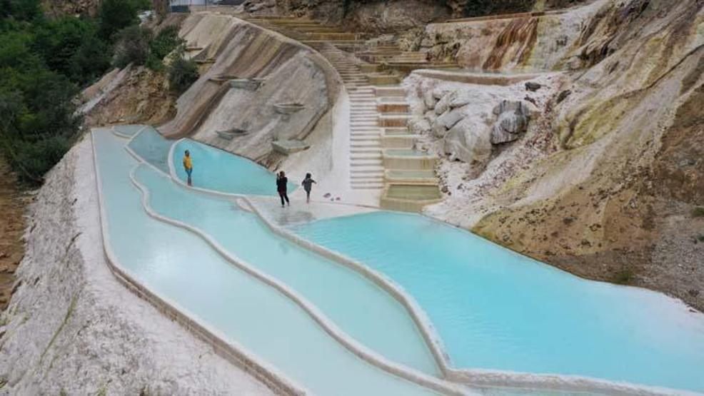 Giresunun Pamukkalesi Göksu travertenleri doğaseverlerin ilgi odağı oldu