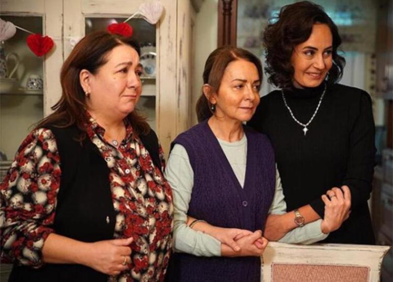 Hülya Duyarın beyninde tümör tespit edildiği öğrenildi
