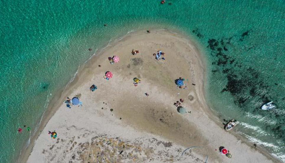 Tropik adaları aratmayan Dikilinin eşsiz koyları