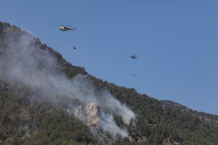 Çine için seferberlik: Ekipler alevlere tüm gücüyle saldırıyor