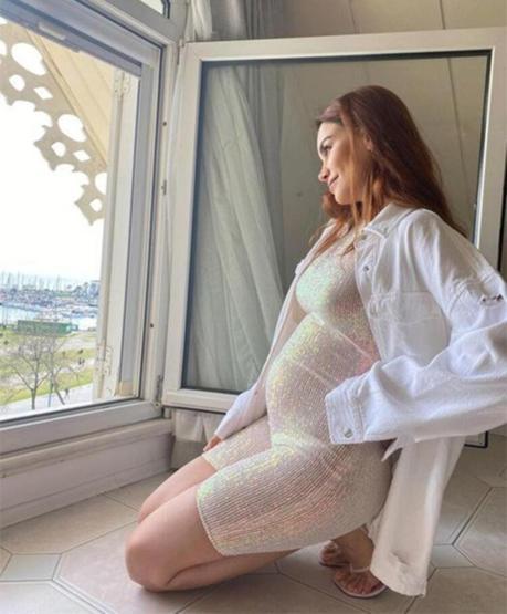 Şilan Makal Sürpriz notuyla bebeğinin cinsiyetini açıkladı