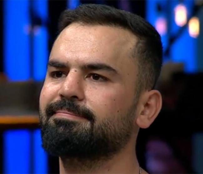 MasterChef Ali Uysaldan Somer Sivrioğluna anlamlı hediye