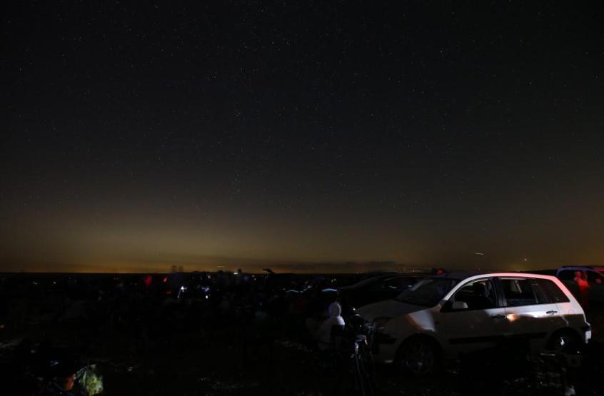 Karacabey Longozunda 2 bin kişi meteor yağmurunu izledi
