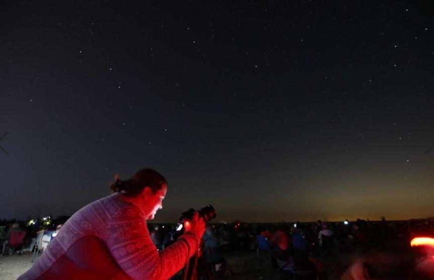 Karacabey Longozunda 2 bin kişi meteor yağmurunu izledi