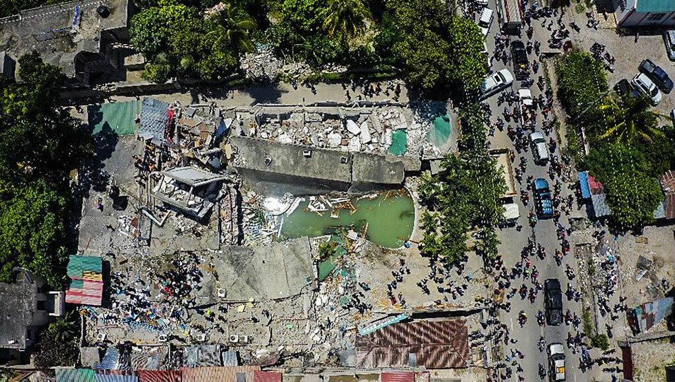 Haiti açıklarında meydana gelen depremde hayatını kaybedenlerin sayısı 1297ye yükseldi