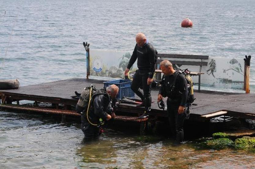 Depremin izleri deniz altında duruyor