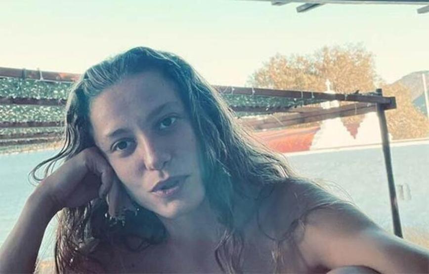 Sıfır makyaj Serenay Sarıkaya