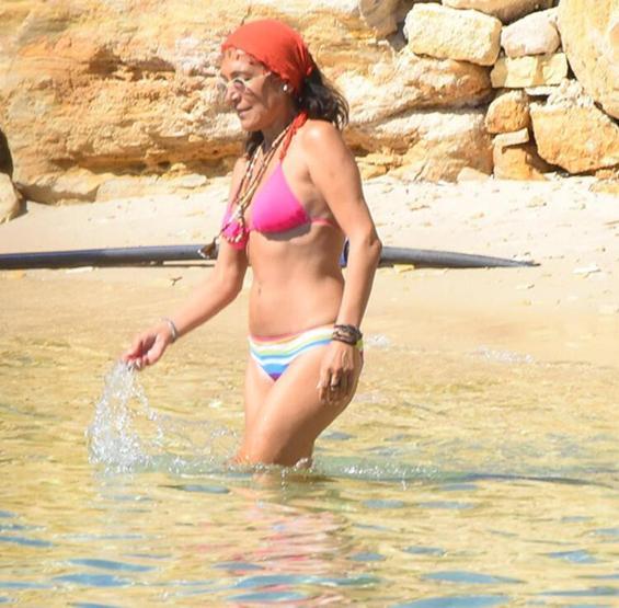 Asuman Dabak fit haliyle dikkat çekti