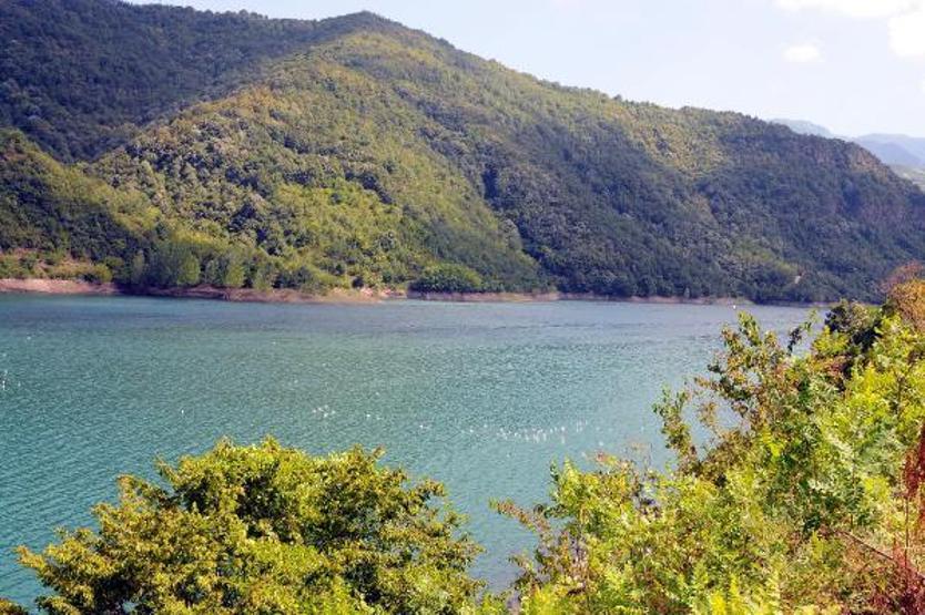 Yuvacık Barajı ve Sapanca Gölünde su seviyesi korundu