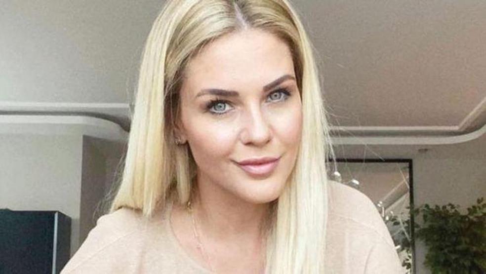 Emine Ünün annesi hayatını kaybetti Acı haberi böyle duyurdu