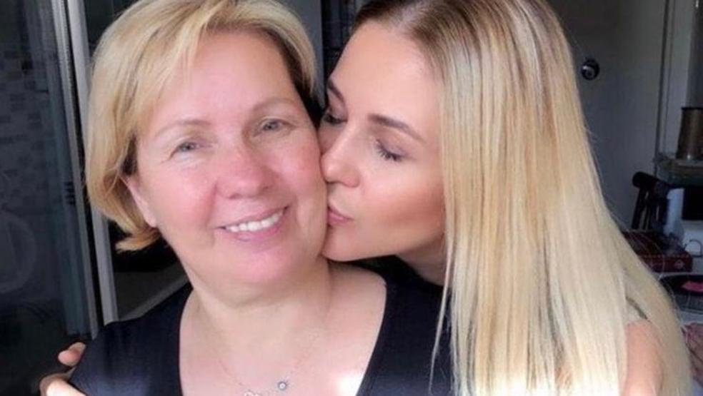 Emine Ünün annesi hayatını kaybetti Acı haberi böyle duyurdu