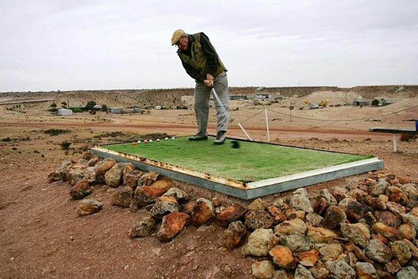 İnsanların yer altında yaşadığı dünyanın en ilginç kasabası: Coober Pedy