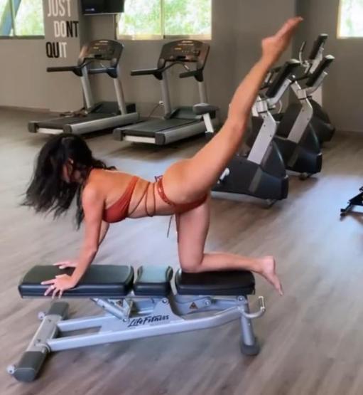 Nicole Scherzinger hayranlarını şaşırttı