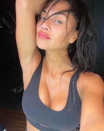 Nicole Scherzinger hayranlarını şaşırttı