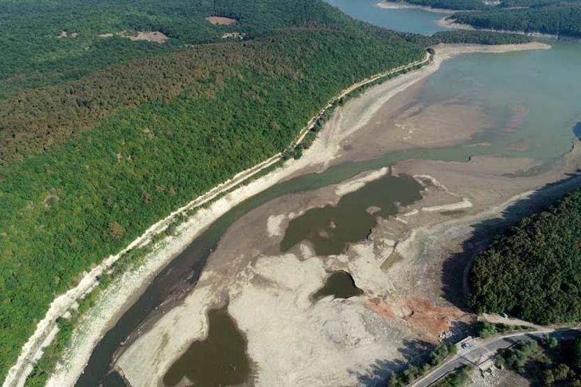 İstanbula su sağlayan barajlardaki su seviyesi yüzde 58,83e düştü