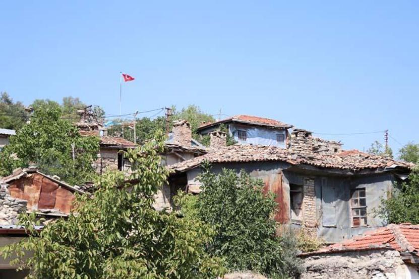 Zaman tüneli gibi kent: Attuda Taşı toprağı tarih kokuyor