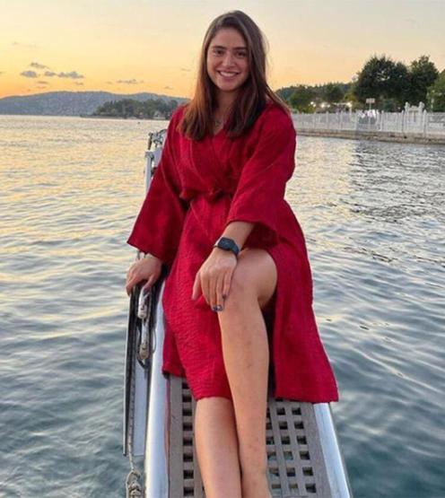 Ayşe Yükselden olay açıklama Survivorda kim öpüştü
