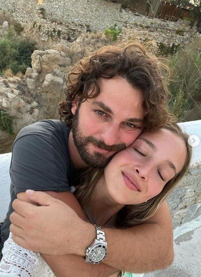Birkan Sokullu ve sevgilisi Eda Gürkaynaktan aşk pozları