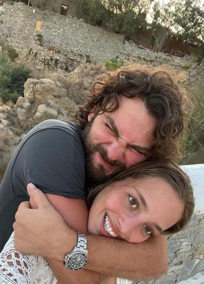 Birkan Sokullu ve sevgilisi Eda Gürkaynaktan aşk pozları