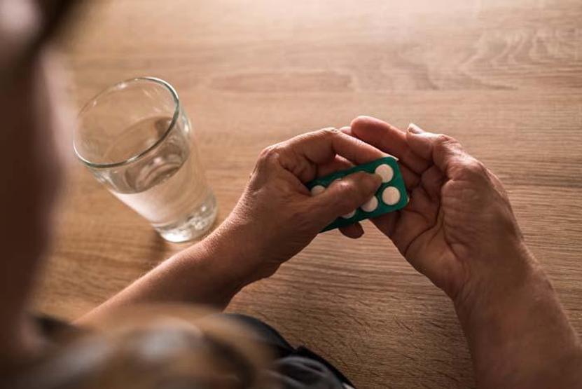 Antibiyotiği bu şekilde kullanırsanız kalın bağırsak kanseri riskini artırıyor
