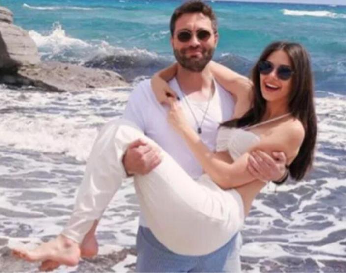 Deren Talu ve Baran Tınaz el ele görüntülendi