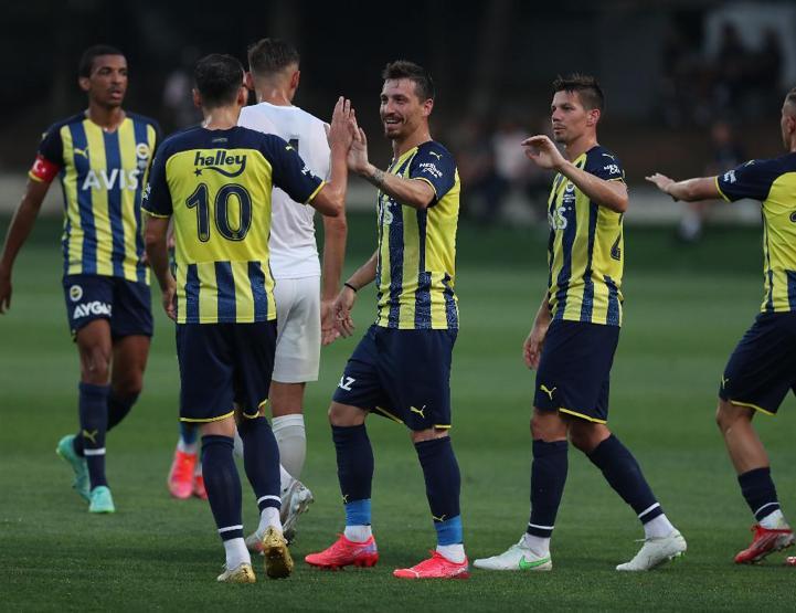 Son dakika... Fenerbahçede devre arası bir ayrılık daha