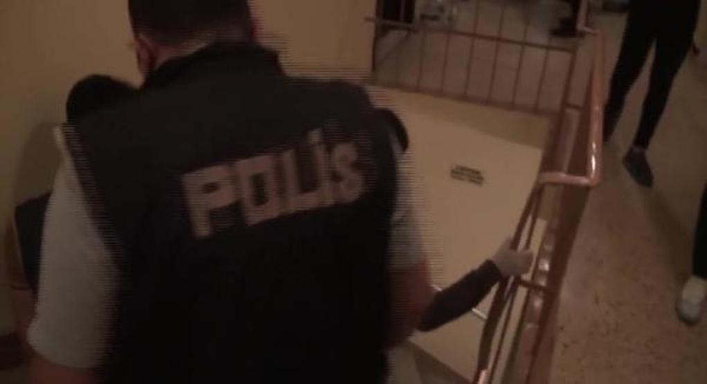 Arap Emrah çetesine operasyon: 23 şüpheli gözaltında