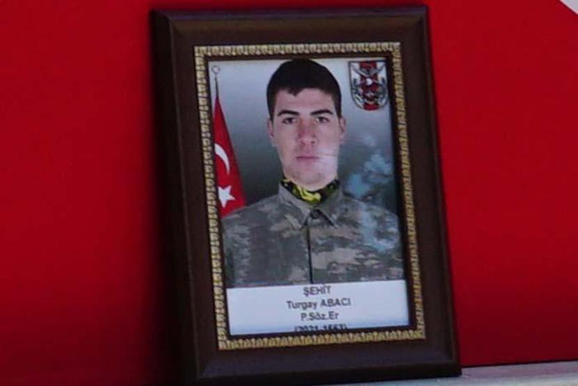 İdlib şehidi Turgay Abacı, son yolculuğuna uğurlandı