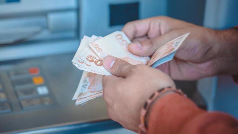 Kredilere indirim müjdesi.. Bankalar yeni faiz oranlarını açıkladı