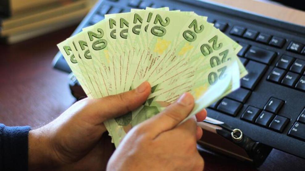 Kredilere indirim müjdesi.. Bankalar yeni faiz oranlarını açıkladı