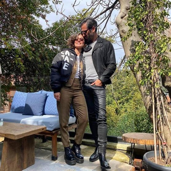 Özge Özpirinçci ve Burak Yamantürk evlendi