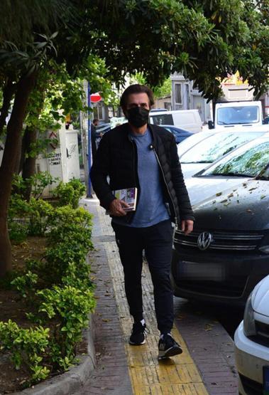 Teoman İki Çocuk şarkısını sahnede ilk kez söyledi