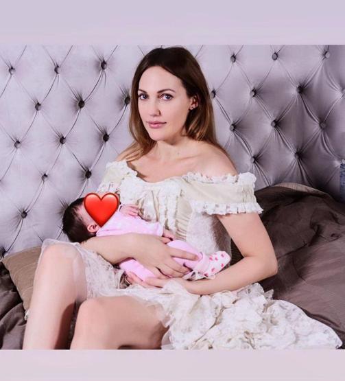 Meryem Uzerli takipçilerini yıllar öncesine götürdü
