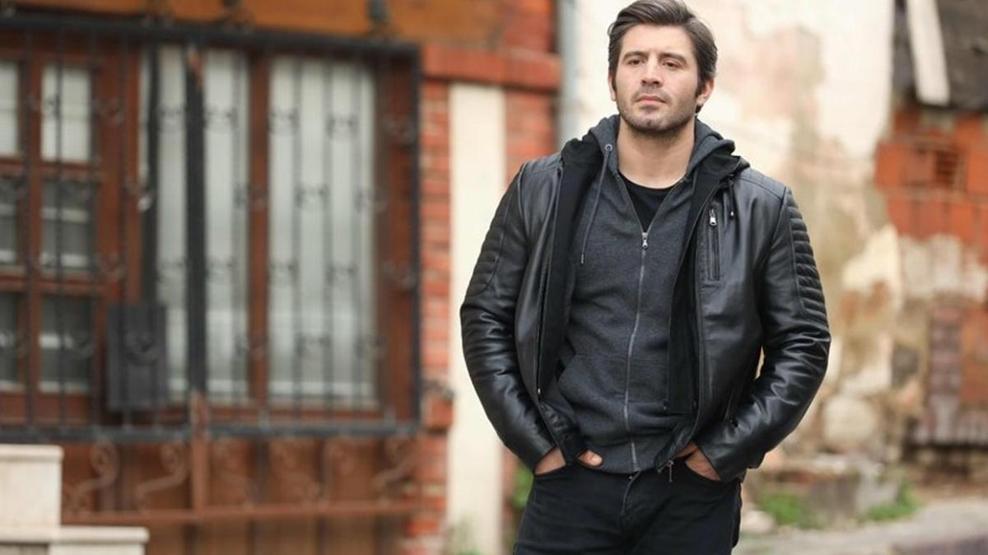 Camdaki Kız Hayrinin kitaptaki hikayesi Cihangir Ceyhan instagram adresi