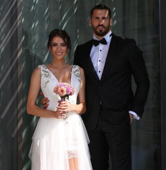Ezgi Avcı ile Nemanja Drusiric 5 dakikada boşandı