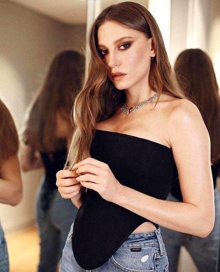 Serenay Sarıkayadan 7 milyon TLlik anlaşma Servet kazanacak