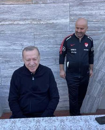 Cumhurbaşkanı Erdoğandan danışmanları ve bakanlar ile basketbol maçı
