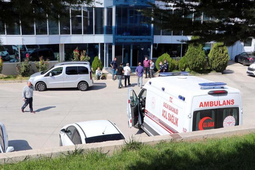 Asit kuyusuna düşen fabrika sahibi ile kurtarmaya çalışan işçi öldü
